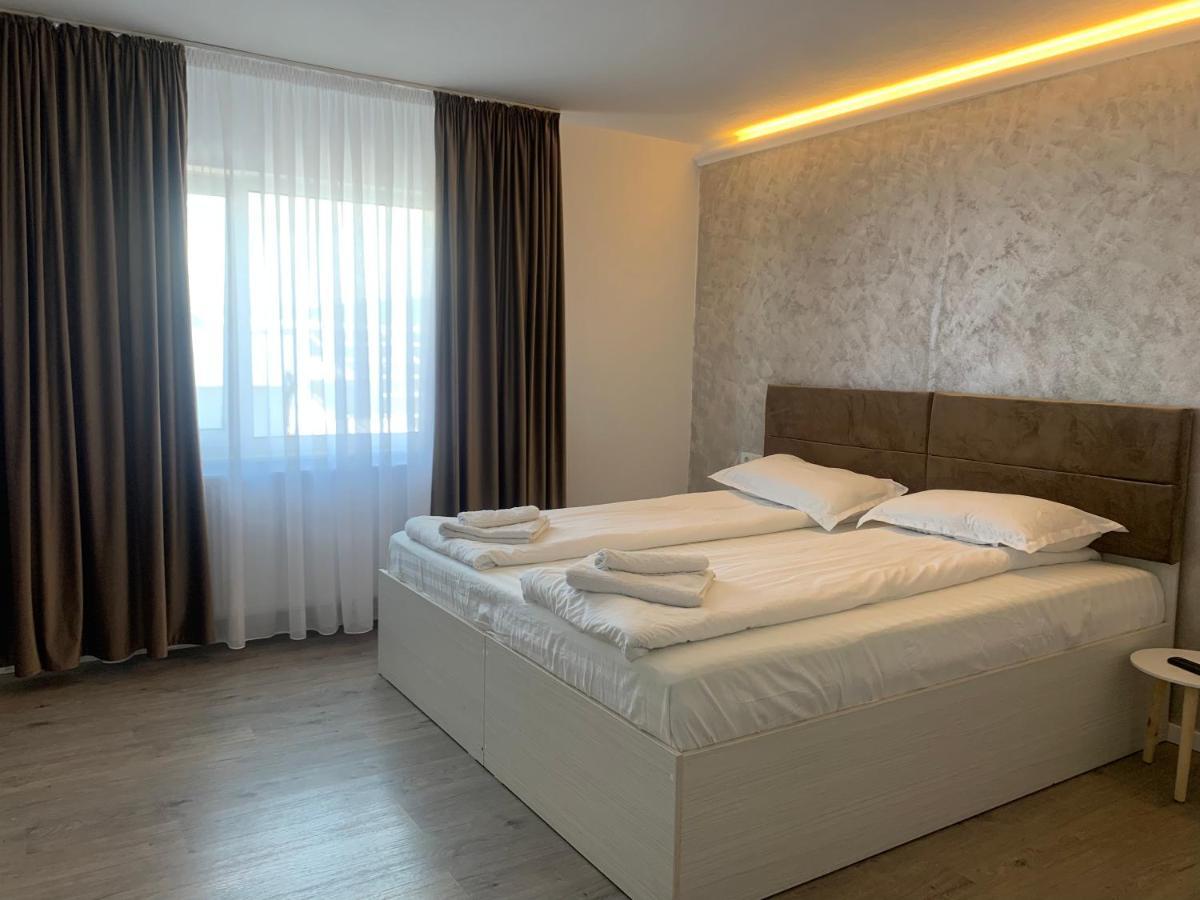 Wonderland Apartment Bistriţa Esterno foto