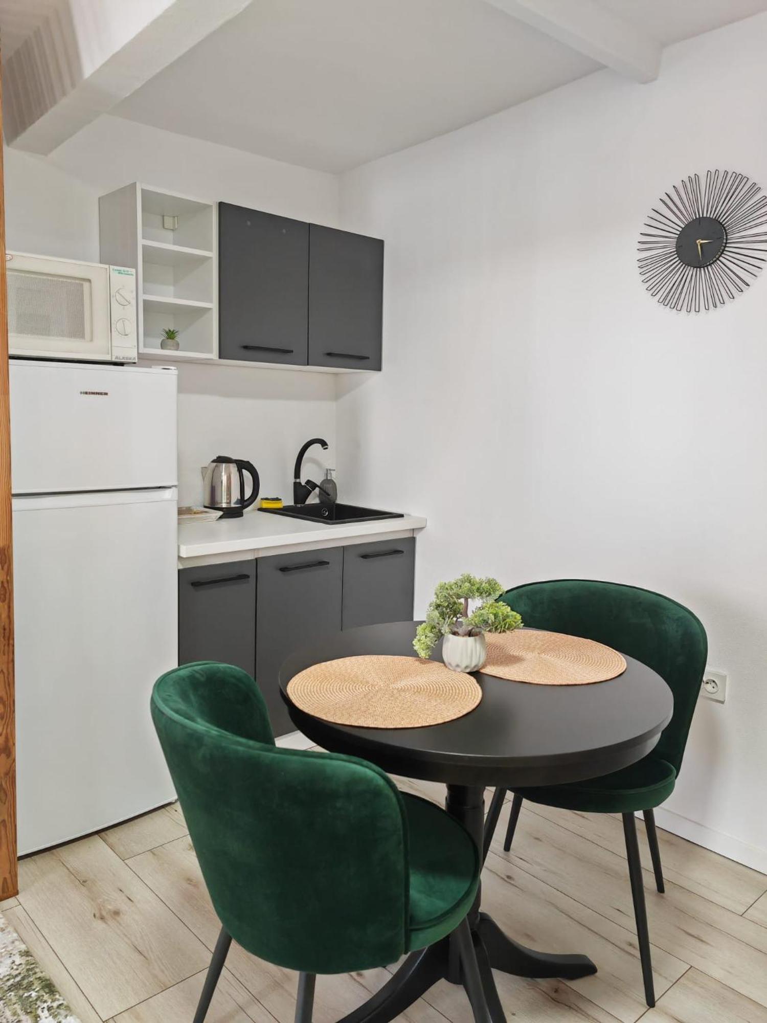 Wonderland Apartment Bistriţa Esterno foto